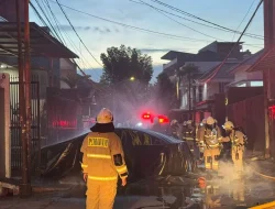 Mobil Listrik BYD Seal Terbakar di Jakarta Barat, Diduga Akibat Korsleting Baterai