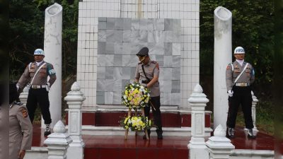 Ziarah dan Tabur Bunga, Polres Majalengka Kenang Jasa Pahlawan di Hari Bhayangkara ke-79