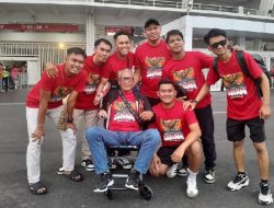 Kakek 77 Tahun Tempuh 1.800 Km demi Dukung Langsung Timnas Indonesia di SUGBK