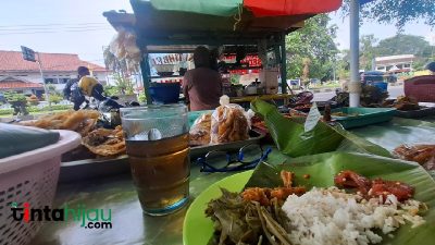 Nasi Timbel Ceu Uju, Cita Rasa Legendaris dan Semangat Baru Bagi Janda Baru di Subang