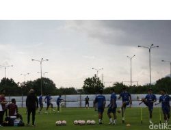 Persib Gelar Latihan Perdana Sambut Piala Presiden 2025, Pemain Baru Langsung Gabung