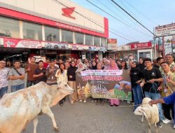Tridjaya Group Bagikan Daging Kurban kepada Warga dan Karyawan di Pagaden Subang