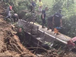 Dua Tewas, Enam Luka dalam Kecelakaan Maut di Jalan Raya Sukabumi-Cianjur