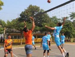 Gebyar Bhayangkara! Polsek Binong Gelar Turnamen Voli Antar Desa Berhadiah Rp7,5 Juta