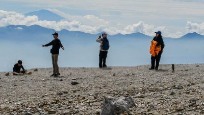 Menjelajah Garut, Sejuknya Nuansa Pegunungan ala Swiss di Jawa Barat
