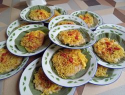 ‎Tradisi Bubur Sura di Kampung Kaputren: Warisan Kuliner Muharram yang Penuh Makna