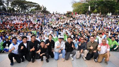 3.423 Siswa SMA/SMK Kota Bandung Ikuti Aksi Bersih-Bersih dalam MPLS