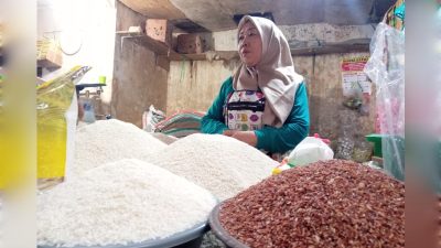 ‎Panen Tak Merata, Harga Beras Lokal Majalengka Merangkak Naik