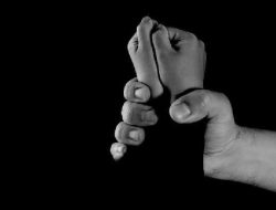 Pria di Purwakarta Aniaya Anak Kandung Usia 1,5 Tahun, Video Kekerasan Viral di Media Sosial