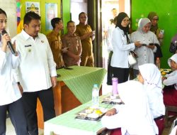 Wamen Perdagangan RI Tinjau Program Makan Bergizi Gratis di Sekolah Subang