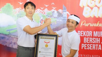 Purwakarta Pecahkan Rekor MURI Lewat Aksi Kerja Bakti 400 Ribu Warga