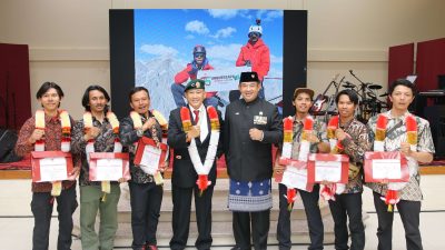 Ratusan WNI Padati KBRI Islamabad, Rayakan HUT ke-80 RI di Tengah Hujan