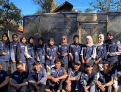 Mahasiswa UNMA Bangun Rumah Pembibitan di Desa Paninggaran, Dorong Kemandirian Pangan Warga