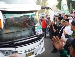 Catat Sejarah Baru! Ash Shiddiq Tours Subang Berangkatkan 1 Pesawat Penuh Jamaah Umrah