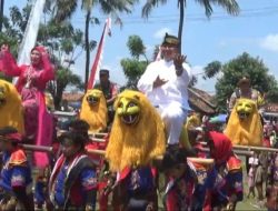 Ribuan Warga Sukamandijaya Subang Tumpah Ruah Meriahkan Karnaval Rayakan HUT RI