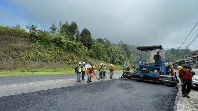 Gelontorkan Rp1.2 Triliun, KDM Rekonstruksi 223 Km Jalan di Jabar di 2025