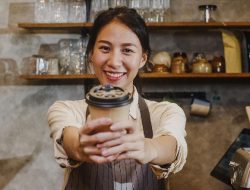 Buruan Daftar! Kopi Kenangan Subang Buka Lowongan Kerja untuk Dua Posisi Ini