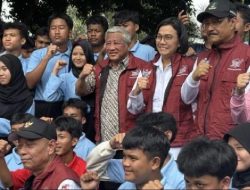 Mensos dan Menkeu Tinjau SRMA 10 Jakarta, Pastikan Penyaluran 15 Ribu Laptop untuk Siswa