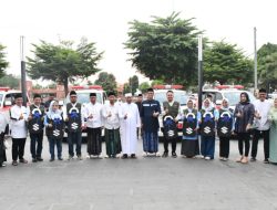 Tingkatkan Layanan Kesehatan, Bupati Majalengka Serahkan 7 Unit Ambulans untuk Puskesmas