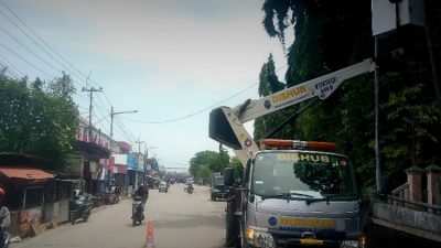 Dishub Subang Gercep Tindaklanjuti Aduan Warga, PJU Mati di Jl. KH Agus Salim Kembali Menyala