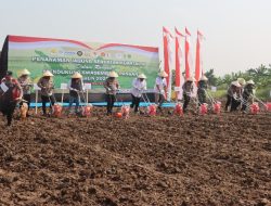 Kapolda Jabar Resmikan Gudang Logistik dan Tanam Jagung di Pamanukan Subang