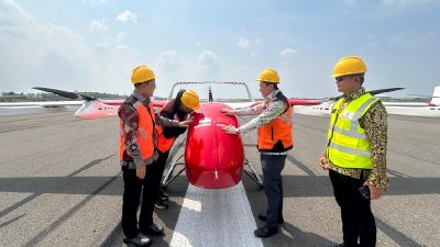 Anggota DPR RI Apresiasi Uji Terbang Perdana Drone Kargo Listrik DF-L100 di BIJB Kertajati Majalengka 