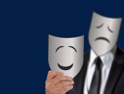 Mengenal Penyakit Bipolar, Gejala dan Cara Penanganannya!