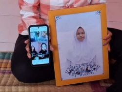 Air Mata Keluarga Iringi Pemakanan Jesika Korban Pembunuhan di Purwakarta