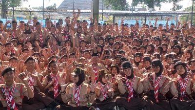 Bupati Majalengka Sematkan Tanda Pramuka Garuda kepada 195 Peserta Didik
