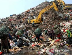 Prabowo Perintahkan Tuntaskan Gunung Sampah di 34 Kota Besar dalam Dua Tahun