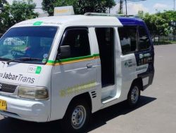 Wajah Baru Angkot Bandung: Tertib, Bebas Asap Rokok, dan Nontunai
