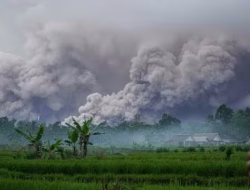 Aktivitas Gunung Semeru Masih Tinggi, Warga Diminta Menjauhi Radius 8 Kilometer