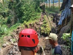 Banjir Lumpur Terjang Sukaratu, 14 Rumah di Tasikmalaya Terendam