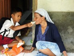 Fazri, Siswa SD di Pangandaran yang Selalu Sisihkan Makanan Bergizi untuk Neneknya