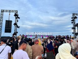 Dua Jebolan Ajang Dangdut Nasional Hentak Roadshow Subang Fest di Pantai Kelapa Patimban