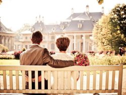 Biar Hubungan Nggak Ngebosenin, Begini Tipsnya!