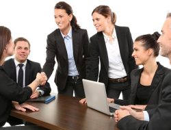 Trik Menghadapi Teman yang Baperan