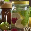 Inilah Bahan dan Cara Membuat Infused Water, Salah Satu Minuman Sehat yang Populer