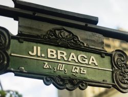 Yuk Intip Suasana dan Keistimewaan Malam Hari di Jalan Braga dan Jalan Asia Afrika di Bandung!