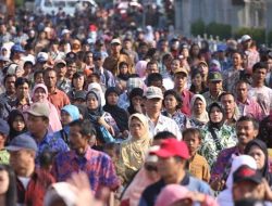 Penduduk Indonesia Tembus 286,69 Juta Jiwa pada Semester I-2025
