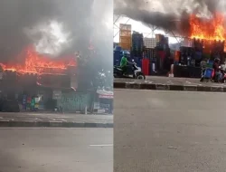 Bangunan di Jalan Soekarno Hatta Bandung Dilalap Api, Asap Hitam Membumbung Tinggi