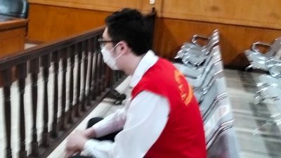 Lakukan Aksi Bejatnya di Lantai 7 RSHS Bandung, Dokter Priguna Dihukum 11 Tahun