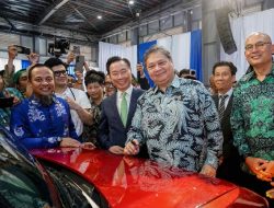VinFast Beroperasi, Airlangga: Subang Digadang Jadi Pusat Industri Kendaraan Listrik Baru