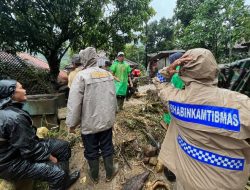 Luapan Sungai Cikanday Rusak Enam Rumah di Mayang Cisalak Subang, 30 Warga Dievakuasi