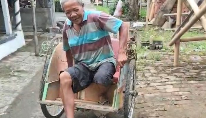 Becak Listrik Bantuan Presiden di Brebes Disimpan di Kantor BUMDes, Warga Merasa Hanya Dijadikan “Atas Nama”