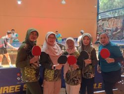 Minggu Ceria, Keseruan Emak-Emak di Subang Olahraga Pingpong