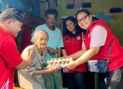 Kolaborasi Taruna Merah Putih dan Yayasan Adityarini Napitupulu Peduli Berbagi Sembako di Subang