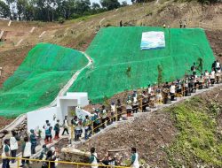 Perkuat Daya Dukung Lingkungan, AQUA Subang dan Mitra Lakukan Penanaman 1.800 Pohon