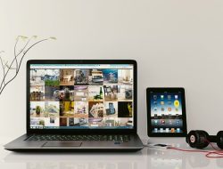 Begini Cara Membatasi Dampak Negatif Internet pada Remaja