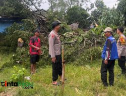 Diterjang Angin Kencang, 10 Rumah Rusak di Pabuaran Subang